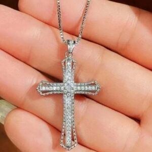 Elegant 14k Whit Gold Plated Cross Pendant Necklace 45cm